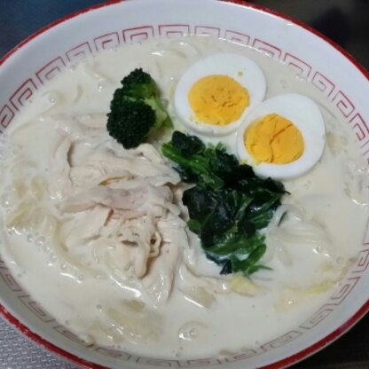 見た目がラーメンぽいですが～(;^ω^)
初豆乳うどん♪
美味しくできました(●´ω｀●)